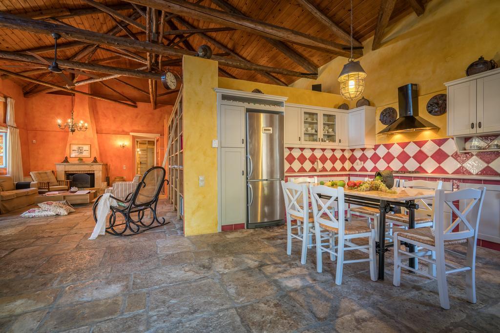 Bratis Holiday Home Kallithea  Exterior photo