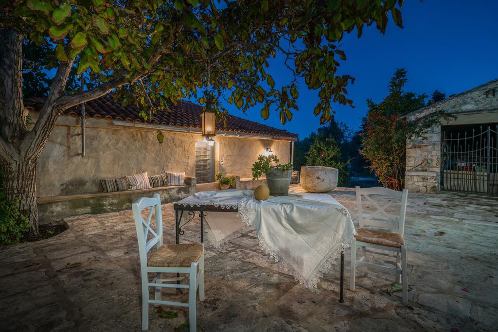 Bratis Holiday Home Kallithea  Exterior photo
